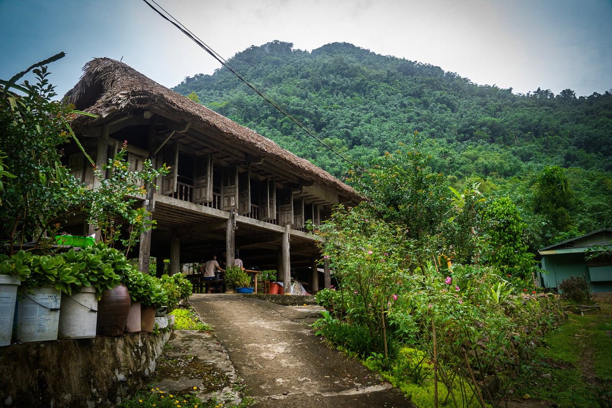 Lam Thuong & Luc Yen Hiking Tour: 3 Days of Invigorating Adventure & Cascading Falls